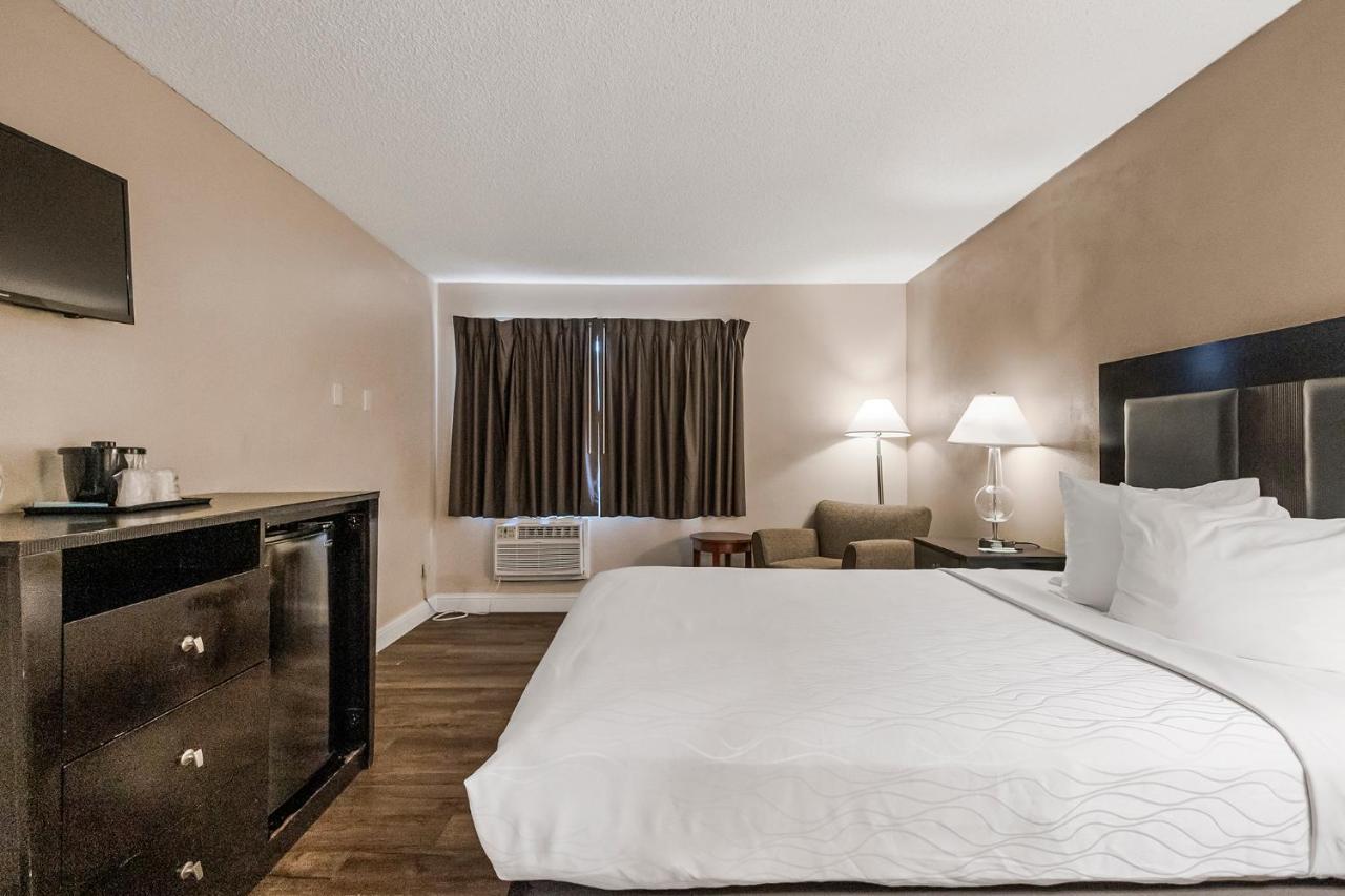 Sutter Inn Yuba City Exterior foto