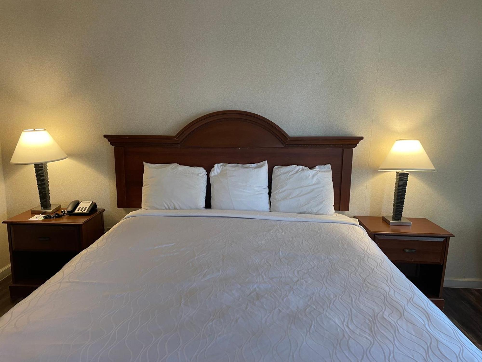 Sutter Inn Yuba City Exterior foto